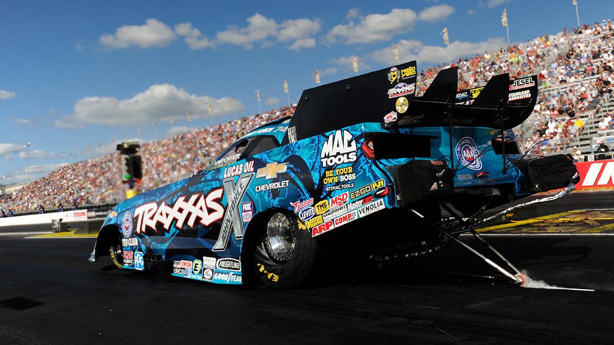 traxxas courtney force funny car