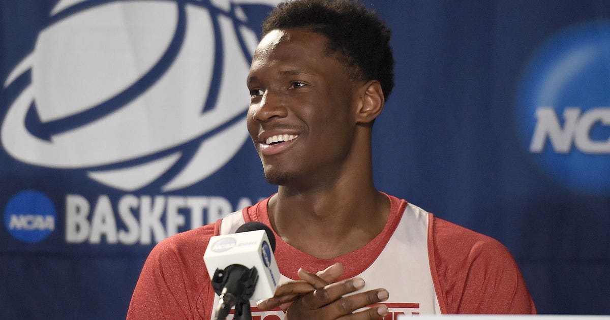 Nigel Hayes, Badgers hoopsters release 'diss' raps  FOX 