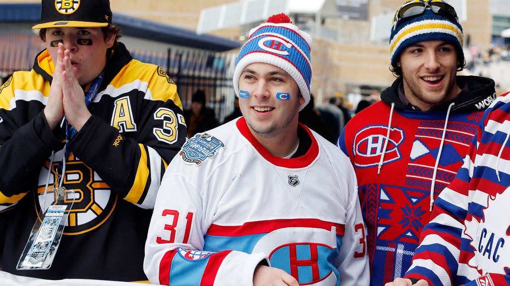 Patriots On Ice Images From The 2016 Winter Classic At Gillette