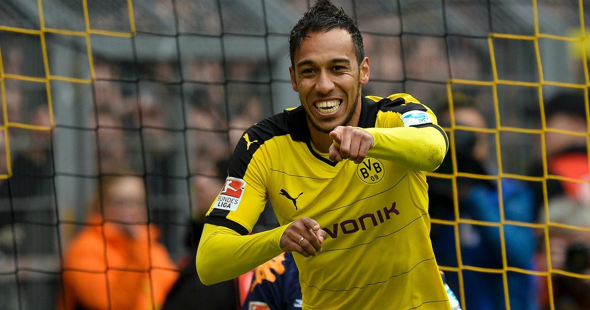 Pierre Emerick Aubameyang Debuts Crazy Glow In The Dark