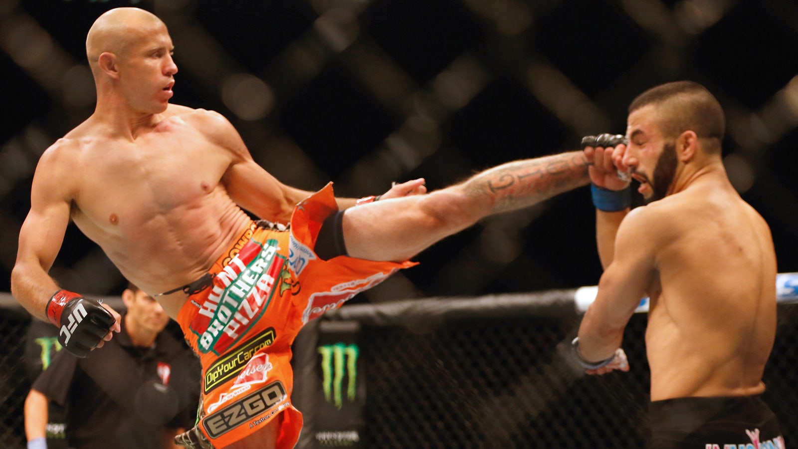 Cowboy Cerrone Breaks John Makdessi S Jaw Likely Earns Next