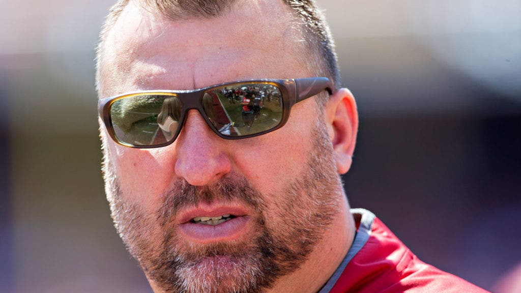 Former Wisconsin coach Bielema back in Big Ten, hired by Illinois | FOX ...