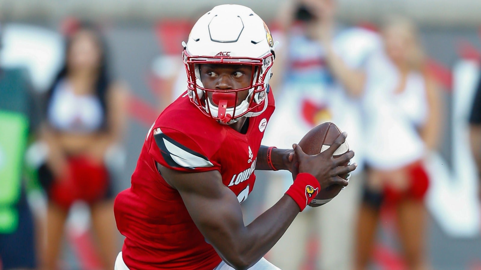 Lamar Jackson Opens Louisville S Season In Record Setting Style