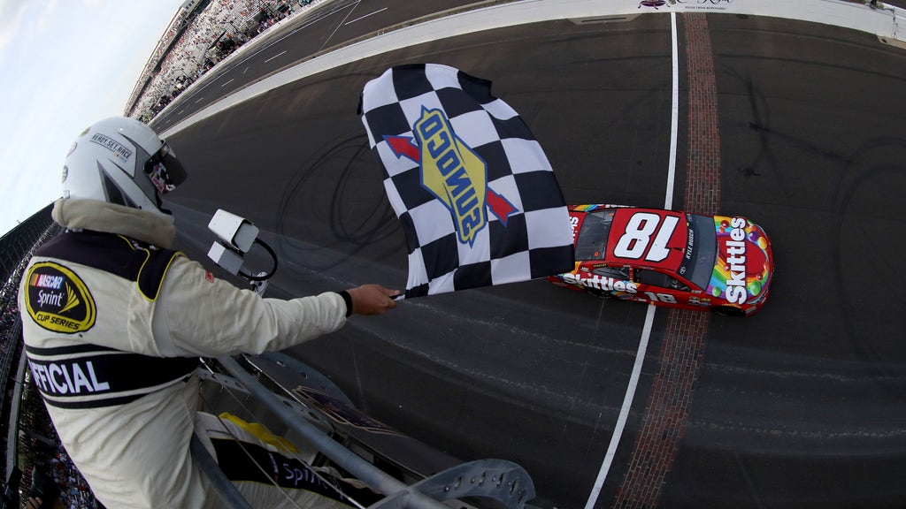 5 Active Nascar Cup Series Drivers Who Have Won On Every Type Of Track Fox Sports