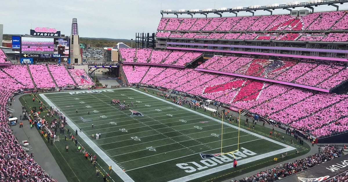 patriots-raise-breast-cancer-awareness-with-incredible-display-at